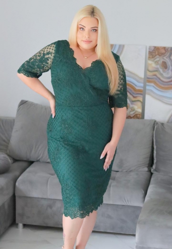 Sukienka Aubrey ołówkowa ekskluzywna koronkowa butelkowa zieleń