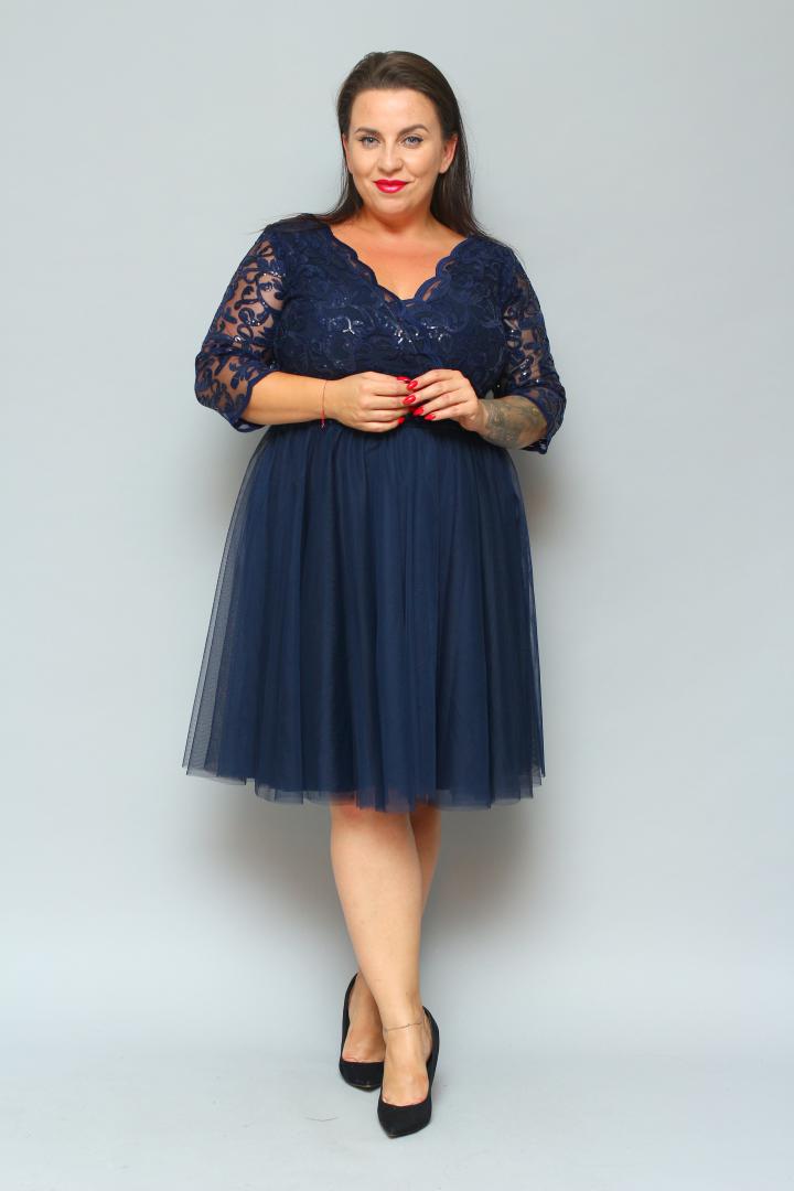 Sukienka Felima rozkloszowana z tiulu z kopertowym dekoltem EKSKLUZYWNA granat cekiny listki WYPRZEDAŻ - obrazek 3