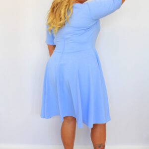 Sukienka klasyczna rozkloszowana z kopertowym dekoltem błękitna gładka. A002 MEGA WYPRZEDAŻ! - obrazek 4