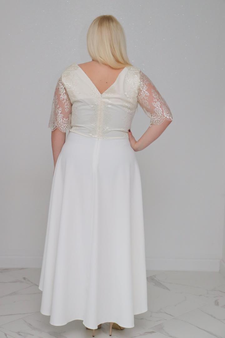 Sukienka Layla asymetryczna rozkloszowana kopertowy dekolt ekskluzywna koronka biała - obrazek 4