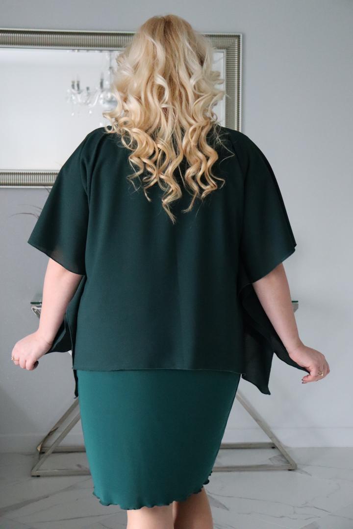 Sukienka Kama z prostokątną szyfonową narzutką butelkowa zieleń - obrazek 5