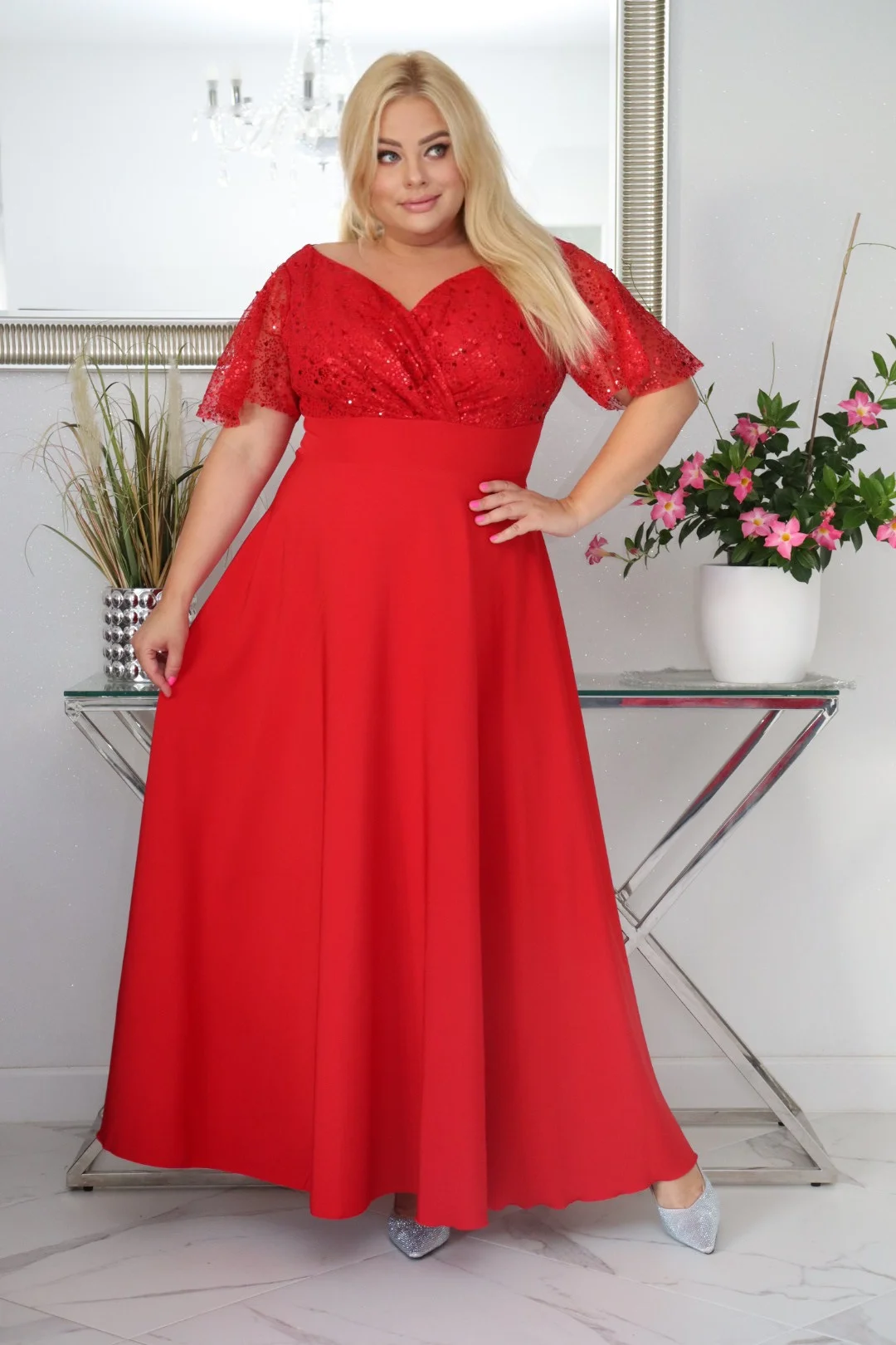 Sukienka Arwena - elegancja, która olśniewa. Kwintesencja wieczorowego blasku! CZERWONA - obrazek 2