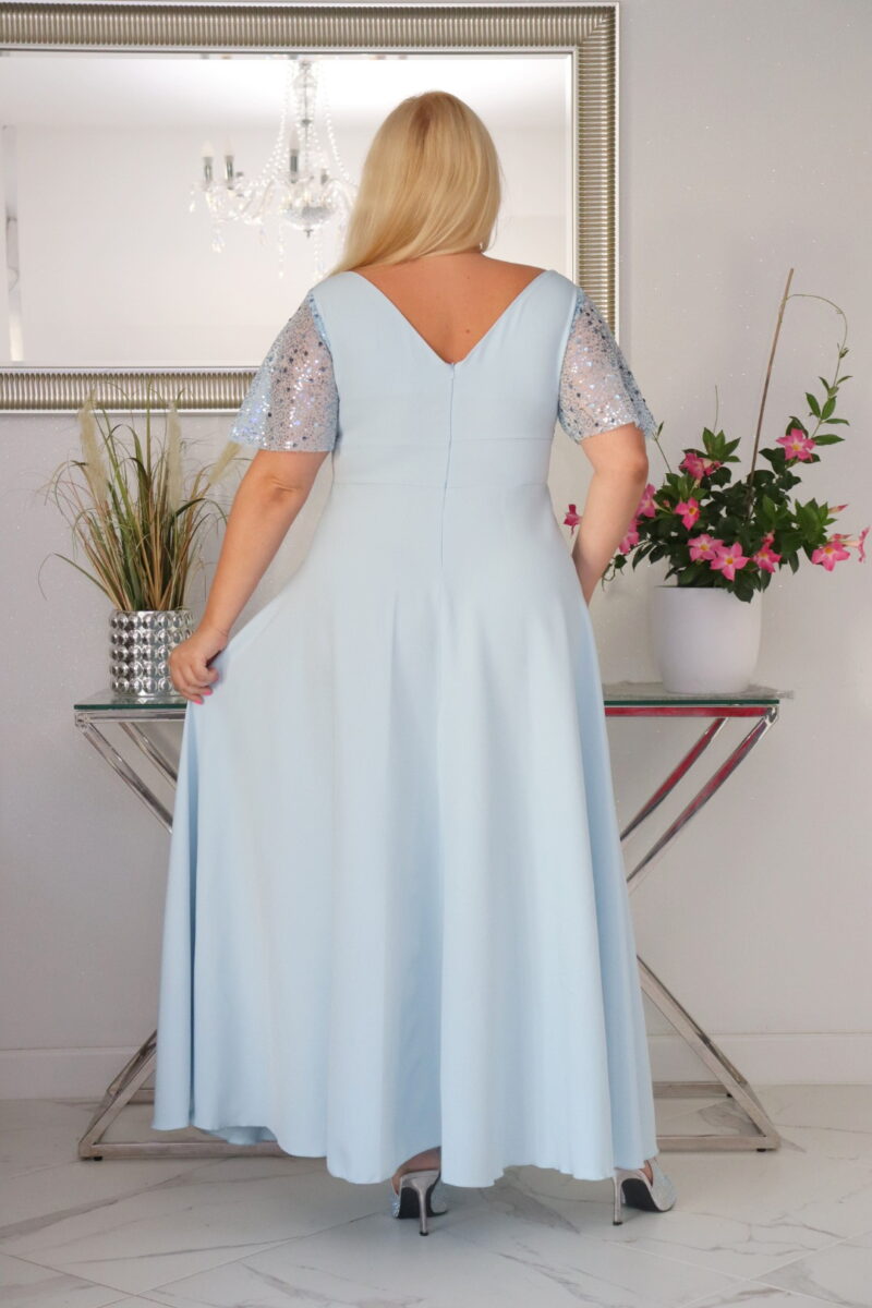 Sukienka Arwena - elegancja, która olśniewa. Kwintesencja wieczorowego blasku! BŁĘKITNA - obrazek 6