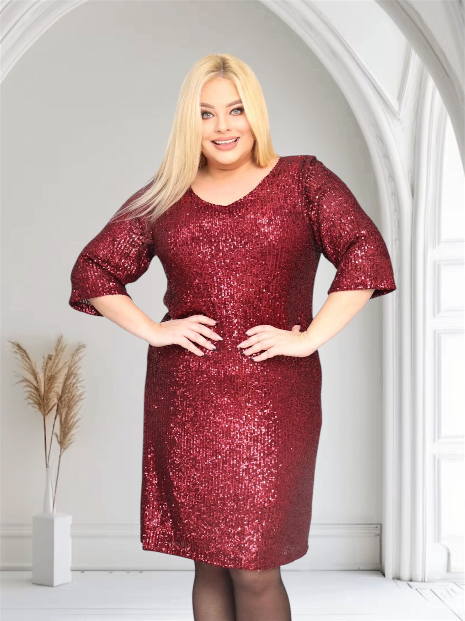 Sukienka Eletra pudełkowa cekinowa bordowa - obrazek 5