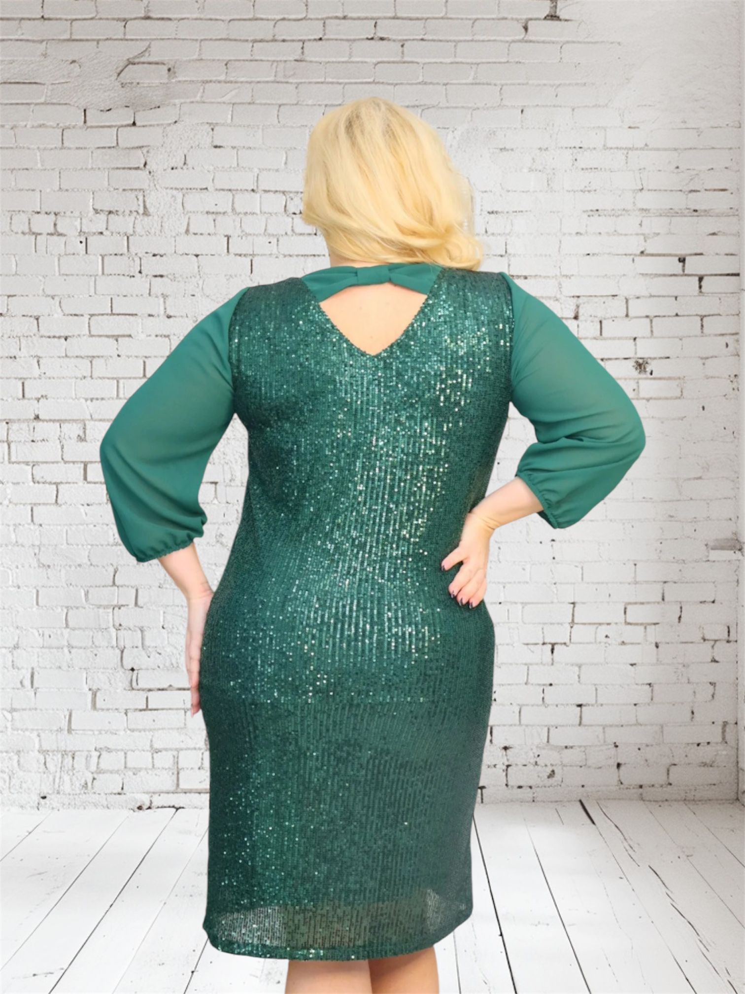 Sukienka Riley cekinowa szyfonowa kokarda butelkowa zieleń - obrazek 4