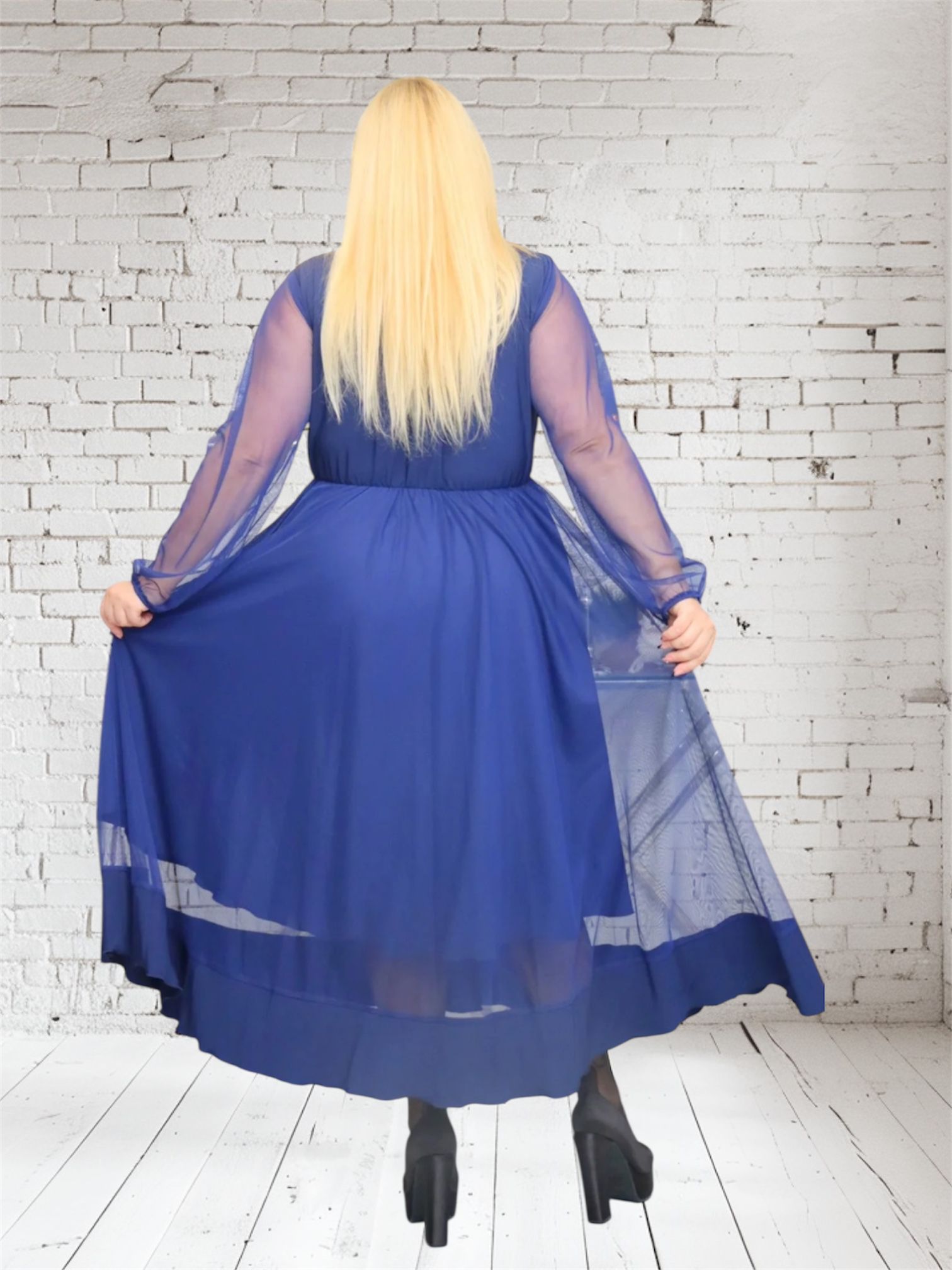 Sukienka Korina lekka zwiewna rozkloszowana granatowa tiul - obrazek 4