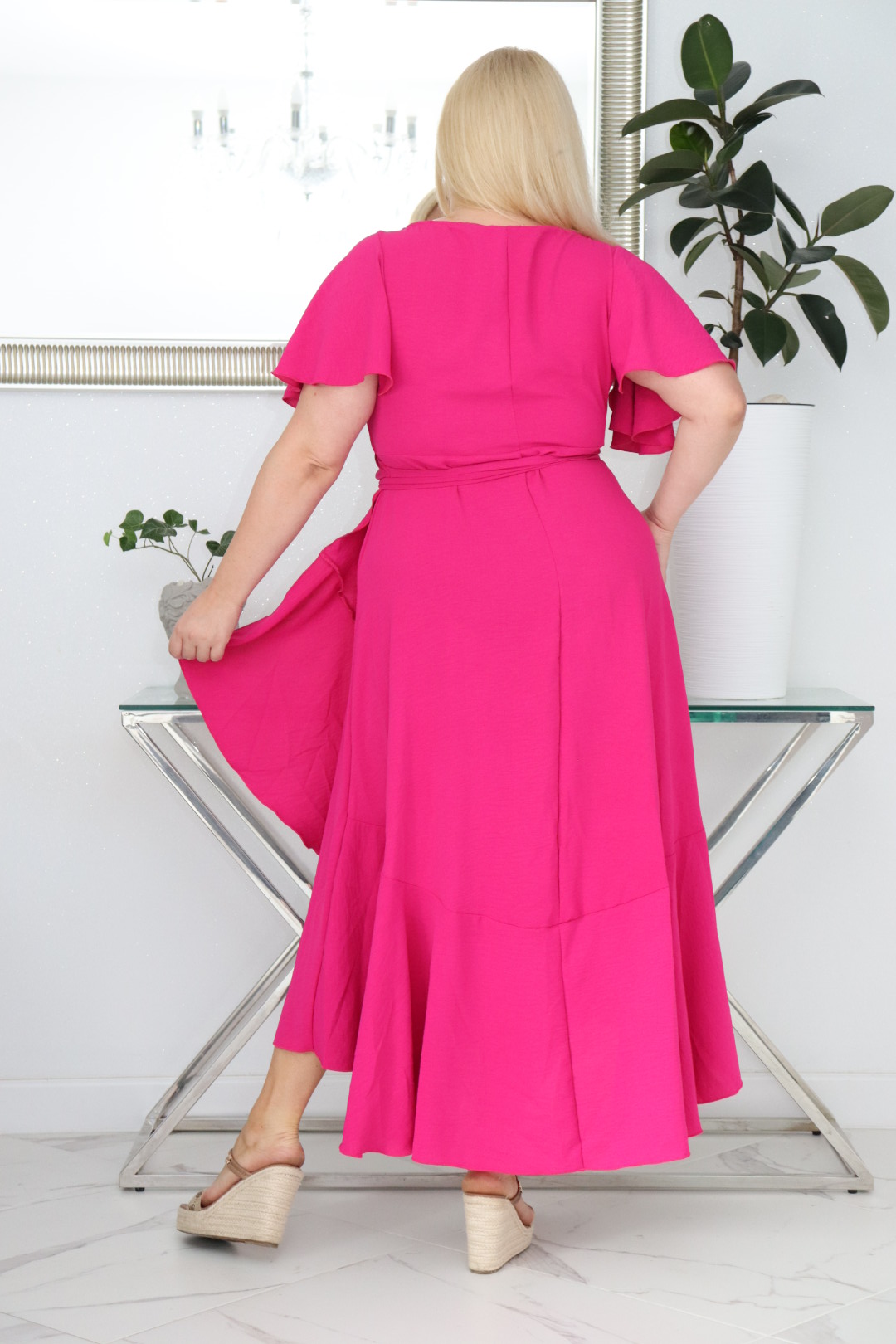 Sukienka ALBINA: Wygoda i elegancja w jednym. Poznaj sukienkę, w której się zakochasz! AMARANT - obrazek 6