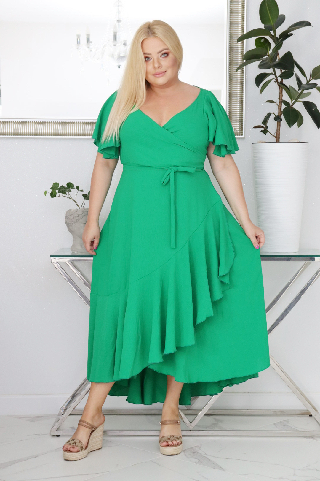 Sukienka ALBINA: Wygoda i elegancja w jednym. Poznaj sukienkę, w której się zakochasz! ZIELONA