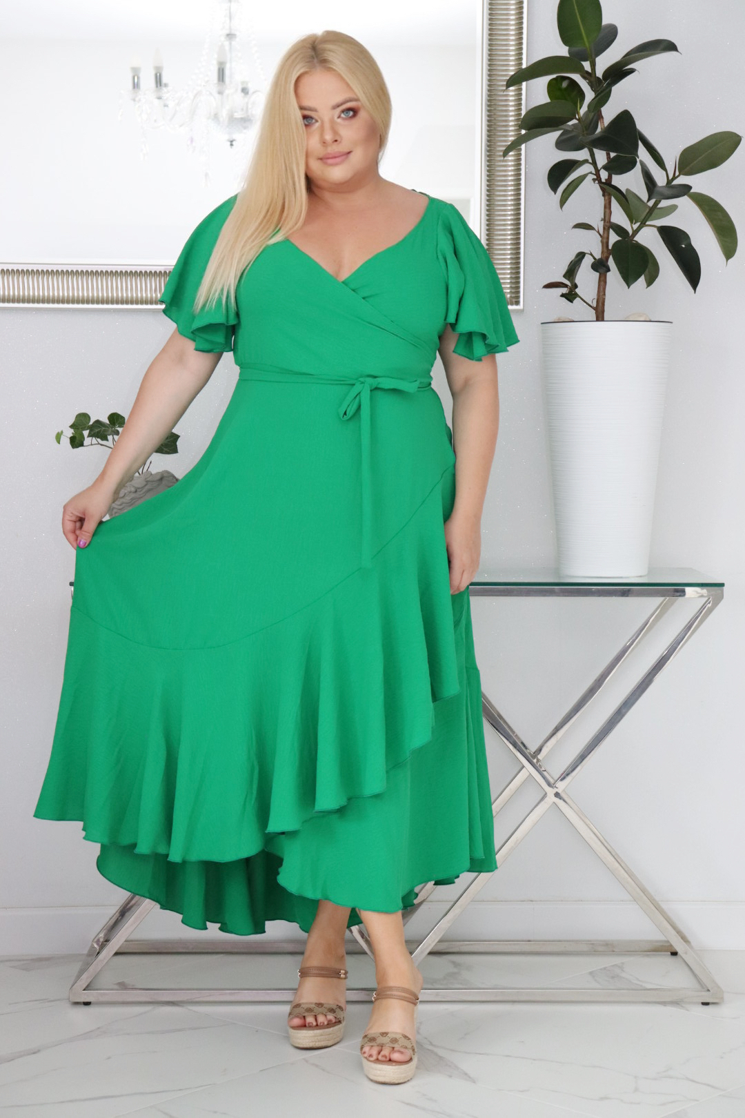 Sukienka ALBINA: Wygoda i elegancja w jednym. Poznaj sukienkę, w której się zakochasz! ZIELONA - obrazek 3