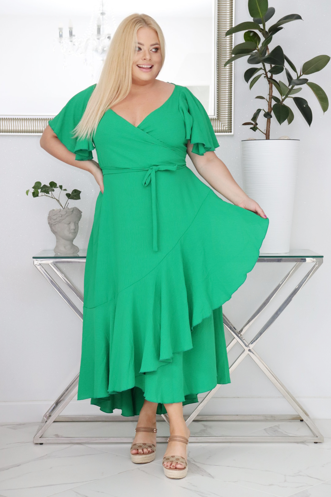 Sukienka ALBINA: Wygoda i elegancja w jednym. Poznaj sukienkę, w której się zakochasz! ZIELONA - obrazek 4
