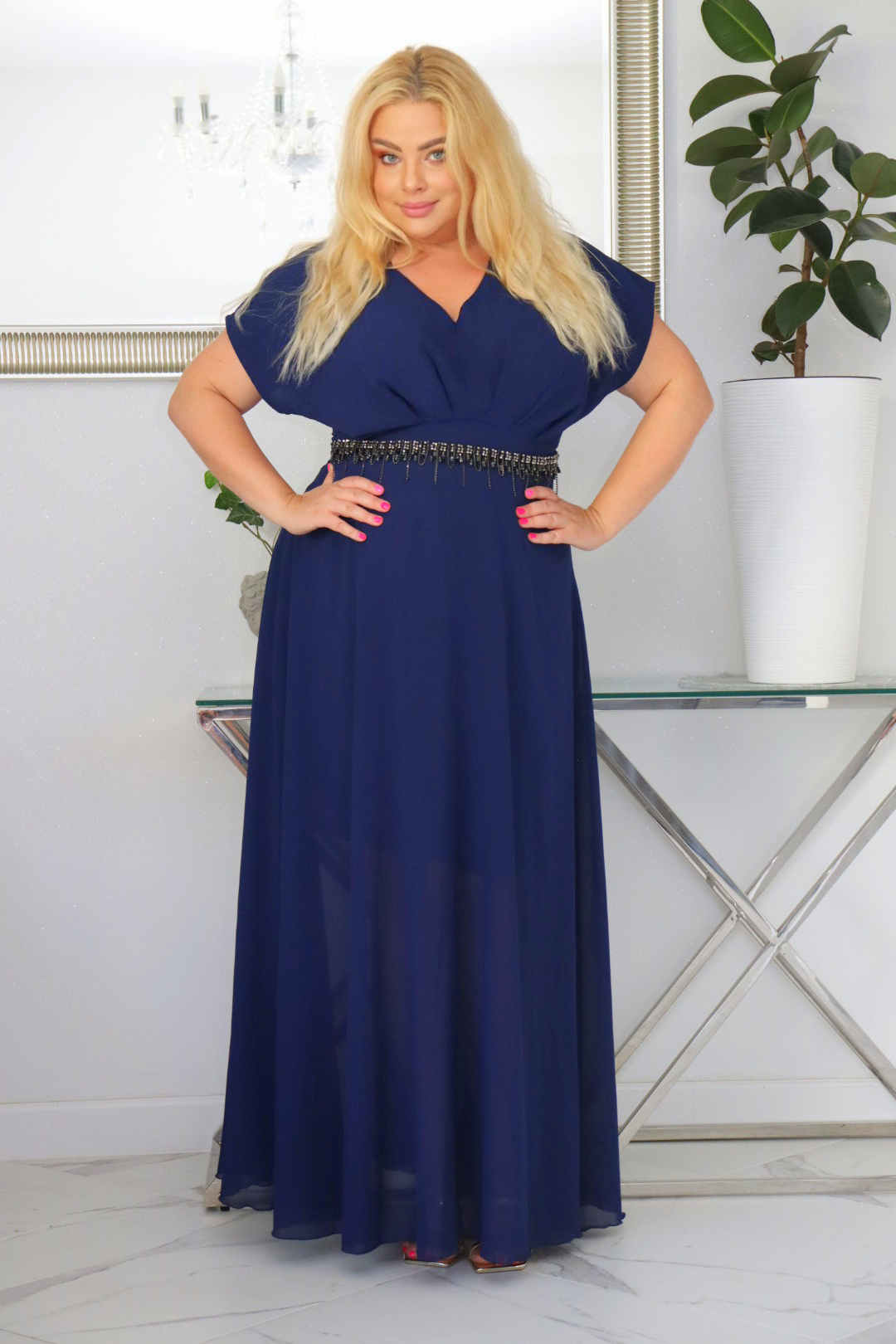 Sukienka MELISA rozkloszowana long wieczorowa dekolt zakładki GRANATOWA - obrazek 3