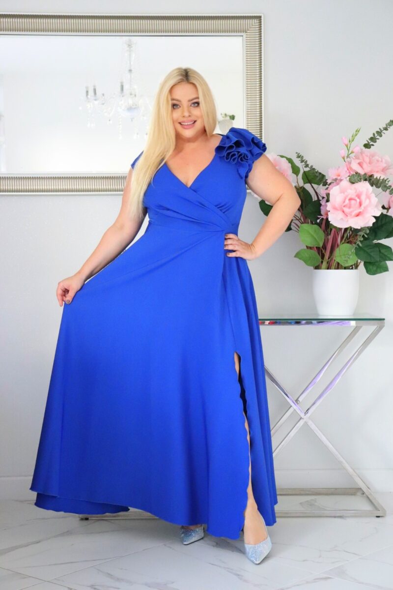 Olśniewająca sukienka "Orchidea" z kwiecistą falbaną i rozkloszowanym dołem gwarantuje spektakularny "efekt glamour"! CHABROWA