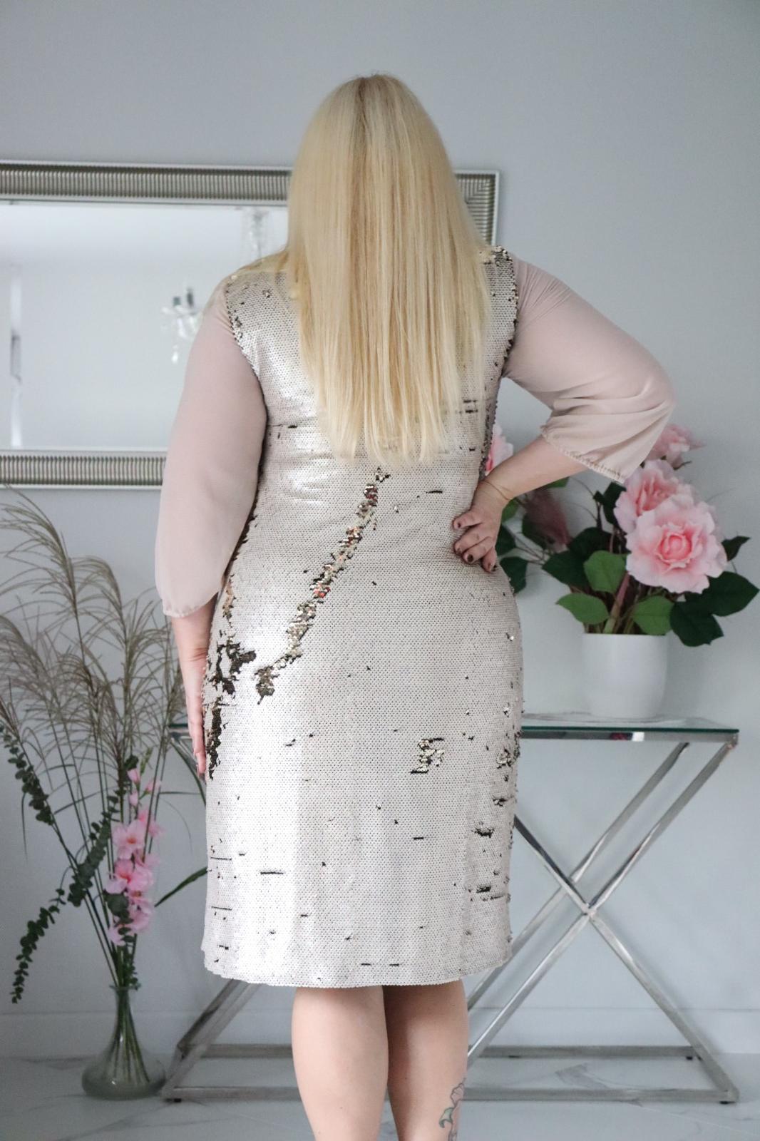 Andrzejki i Sylwester 2025: Sukienka cekinowa z szyfonowymi rękawami – Elegancja w rytmie blasku. Złota! - obrazek 6