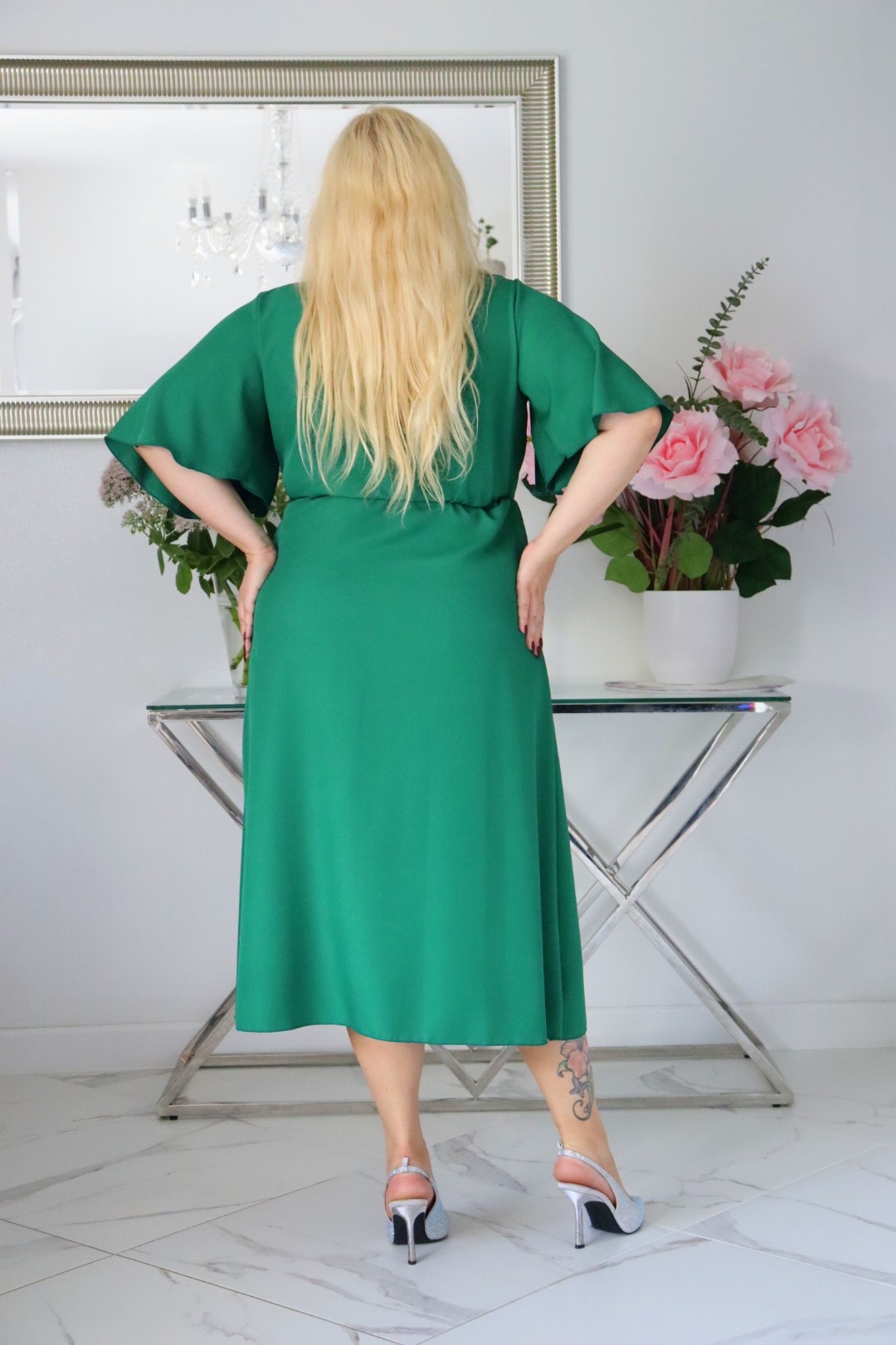 Ręcznie szyte róże i komfort: sukienka. W zestawie z broszką! Zielona! - obrazek 5