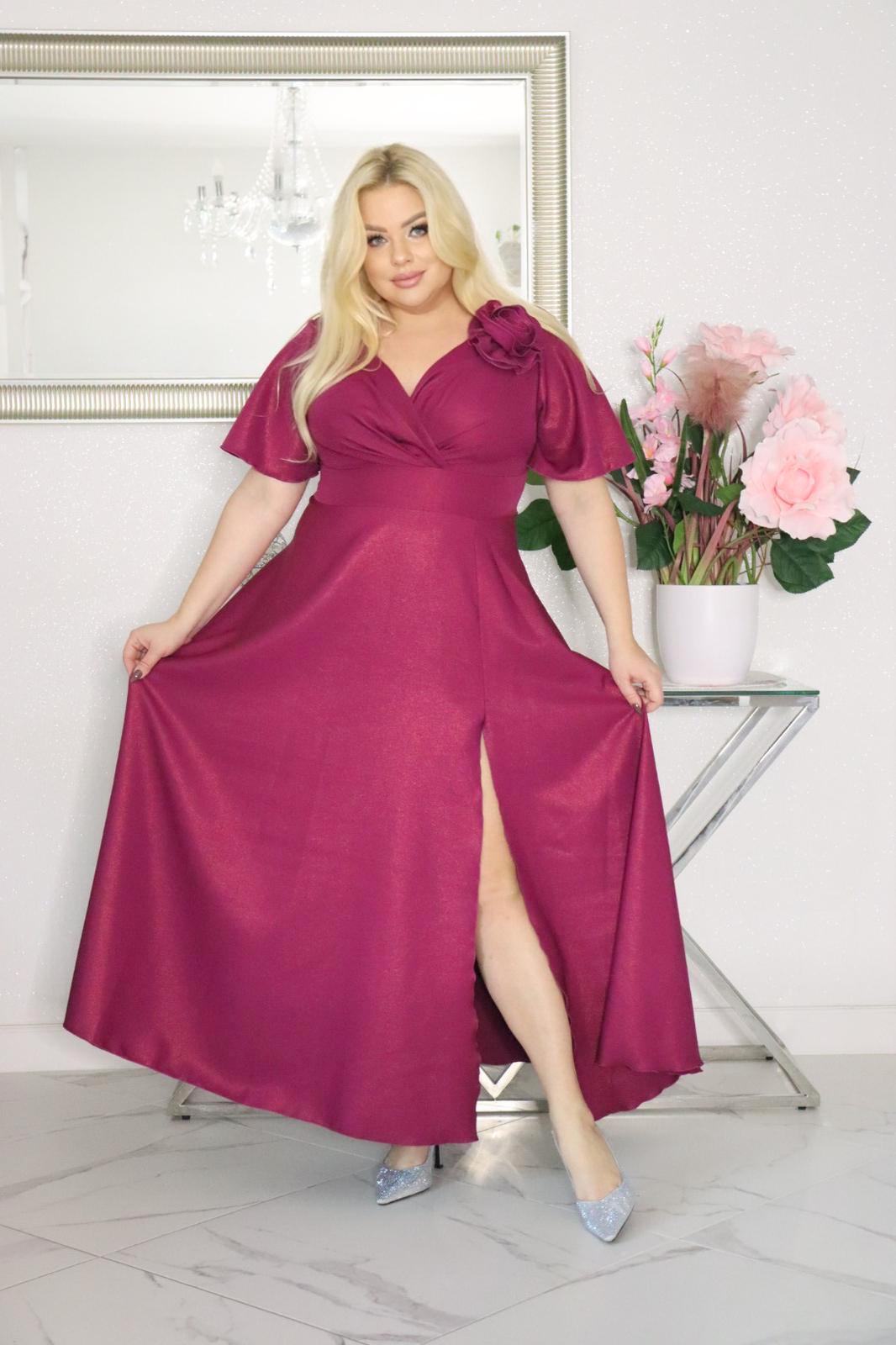 Masz już sukienkę na specjalną okazję? Zobacz model "Asteria" i przestań szukać a zacznij olśniewać! FUKSJA SHINE! 🥂