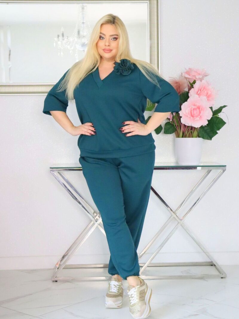 KOMFORT PRZEZ CAŁY DZIEŃ: Dres "masełko" Manuela. Wygoda jakiej szukasz! 🇵🇱 SZMARAGDOWA ZIELEŃ