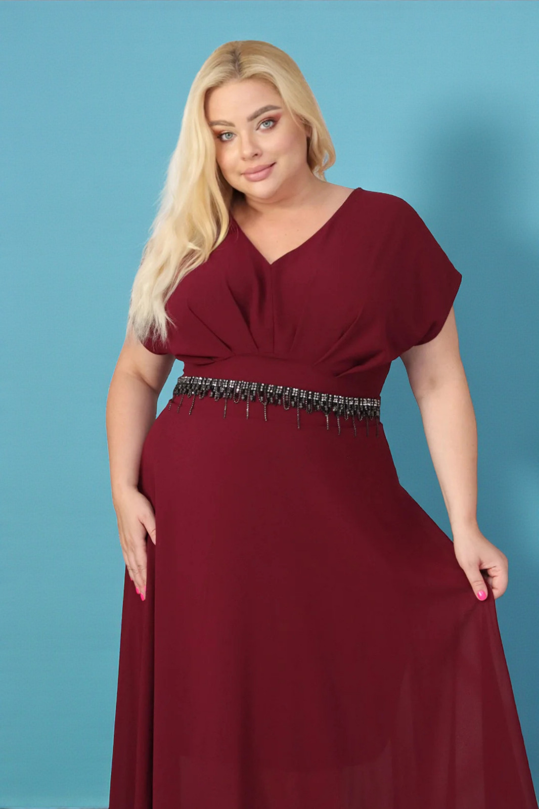 Absolutna IKONA STYLU 💖 Długa sukienka z kryształowym akcentem w talii ✨ BORDOWA A018 - obrazek 3